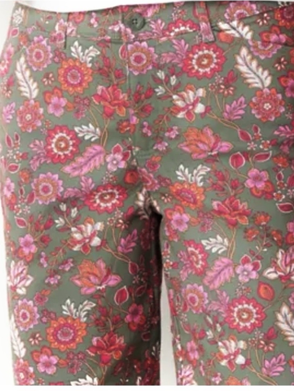 Olive Floral Printed Bermuda short